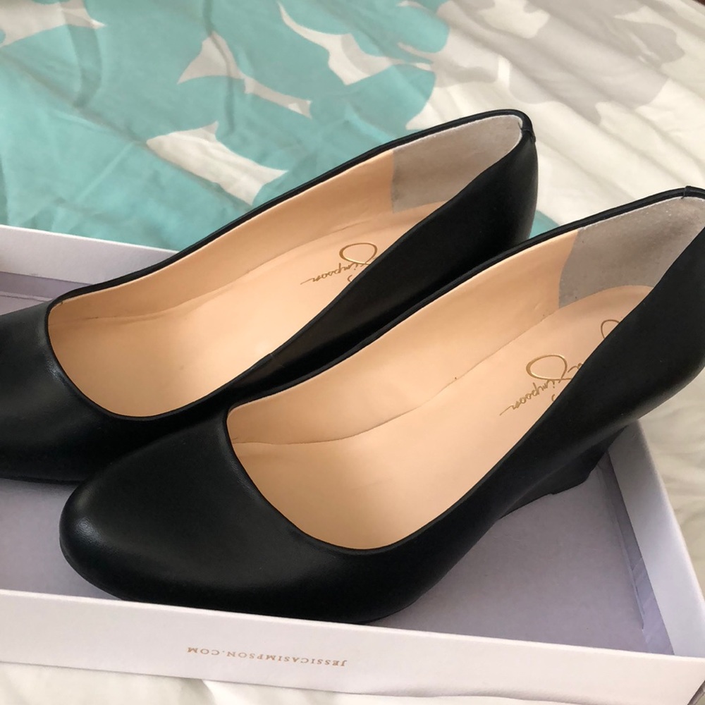 Jessica Simpson Black wedges